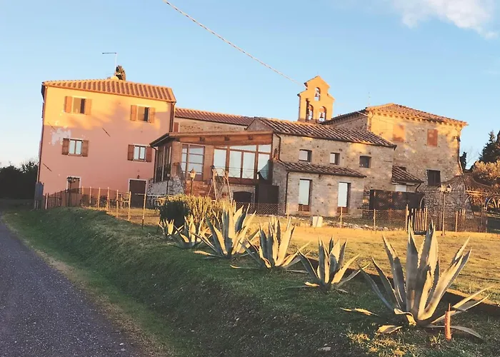 Borgo Della Speranza לינה וארוחת בוקר 3*